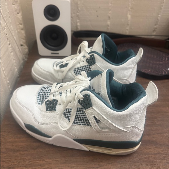 Air Jordan Retro 4 Oxidized Green